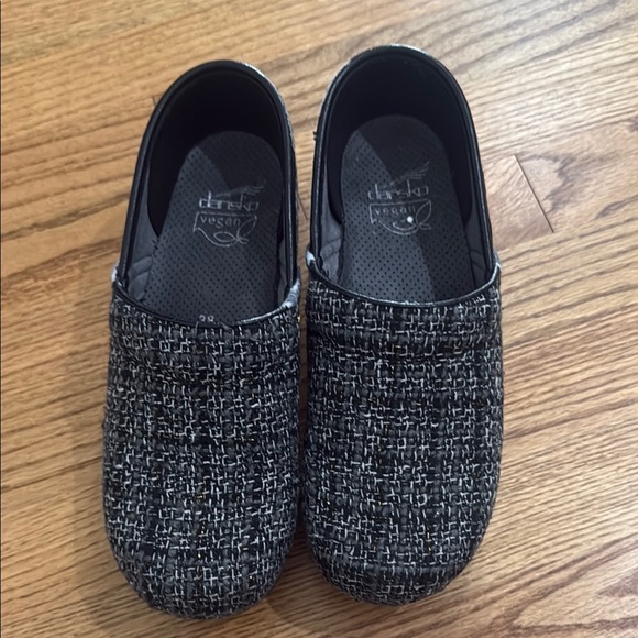 Dansko women’s  Black tweed Slip-On Shoes size 38/7.5 - Picture 1 of 5